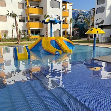Apartement Haut Standing Avec Piscine A La Marina Saïdia Luaran gambar