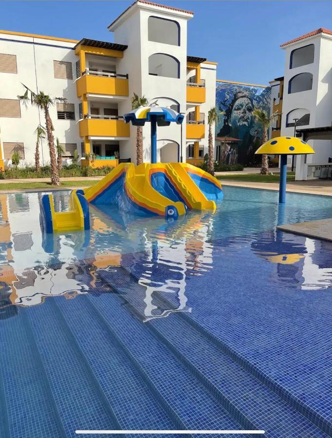 Apartement Haut Standing Avec Piscine A La Marina Saïdia Luaran gambar